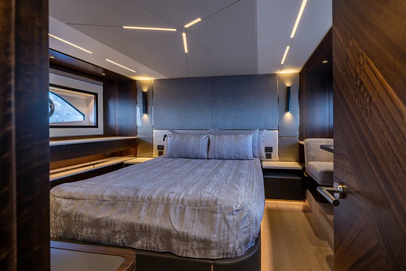 Slide: The Image of Sunseeker Manhattan 68 2022 - 7927270