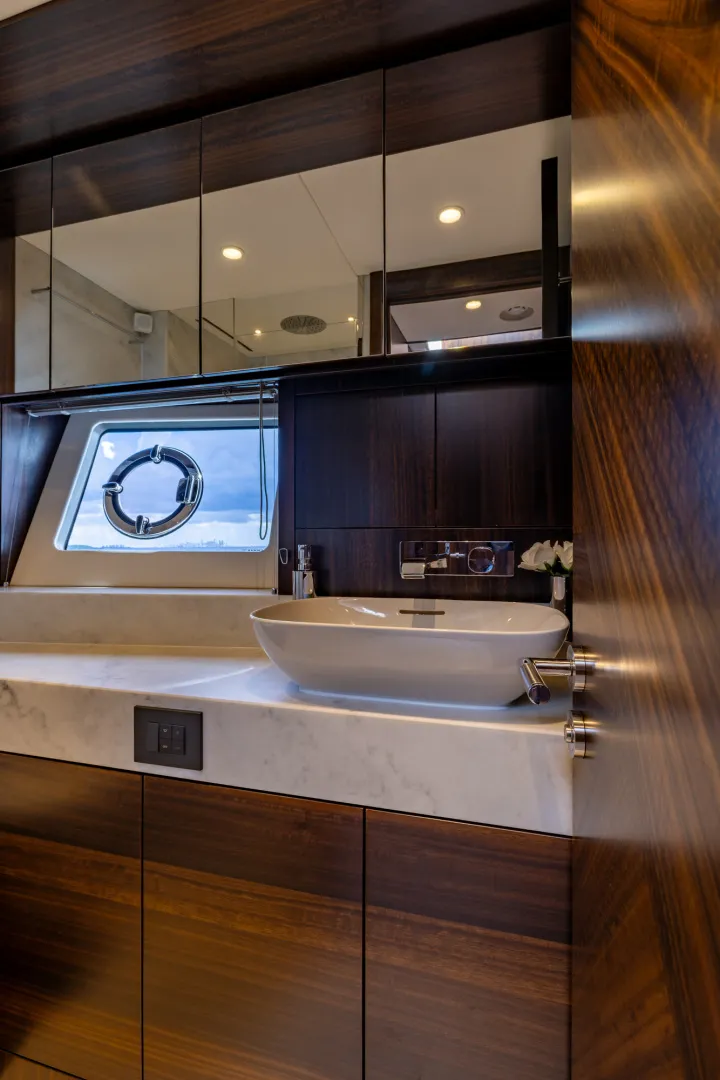 Slide: The Image of Sunseeker Manhattan 68 2022 - 7927274
