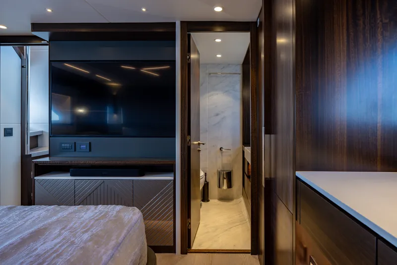 Slide: The Image of Sunseeker Manhattan 68 2022 - 7927264