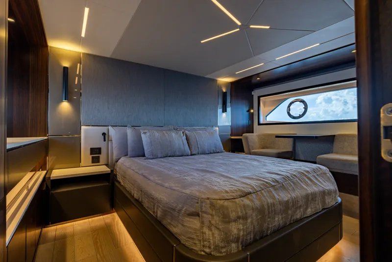 Slide: The Image of Sunseeker Manhattan 68 2022 - 7927278