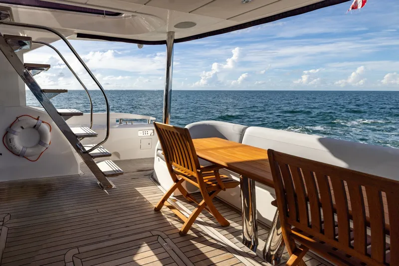 Slide: The Image of Sunseeker Manhattan 68 2022 - 7927224