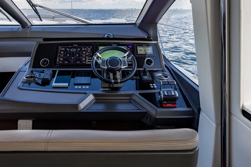 Slide: The Image of Sunseeker Manhattan 68 2022 - 7927257