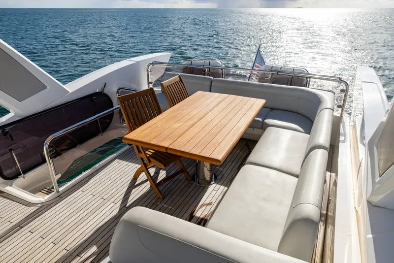 Slide: The Image of Sunseeker Manhattan 68 2022 - 7927220