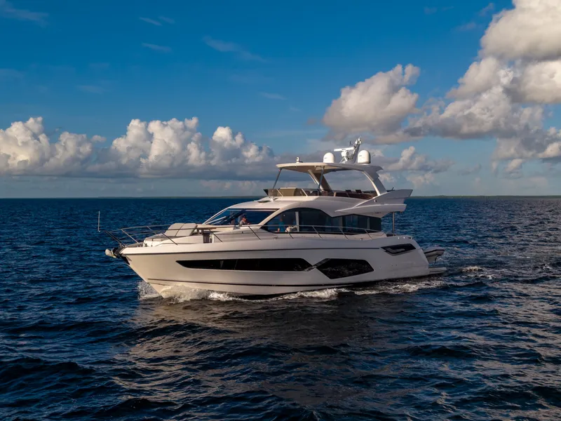 Slide: The Image of Sunseeker Manhattan 68 2022 - 7927337