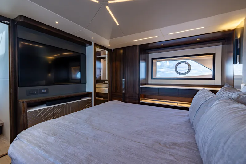 Slide: The Image of Sunseeker Manhattan 68 2022 - 7927261