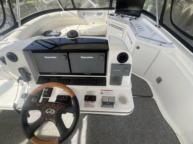 Slide: The Image of Sea Ray 58 Sedan Bridge 2006 - 7820936