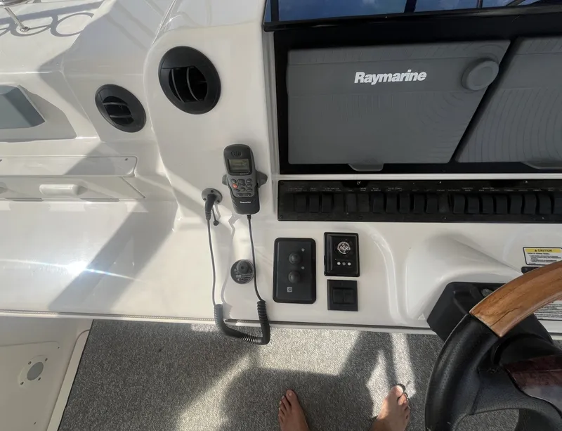 Slide: The Image of Sea Ray 58 Sedan Bridge 2006 - 7820944