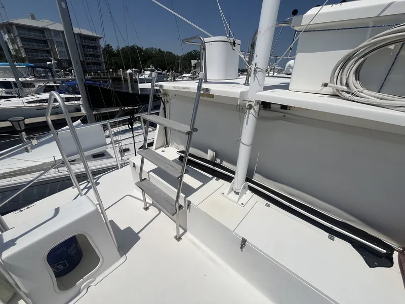 Slide: The Image of Great Harbour GH47 2001 - 7930155