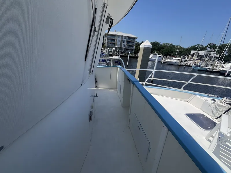 Slide: The Image of Great Harbour GH47 2001 - 7930136