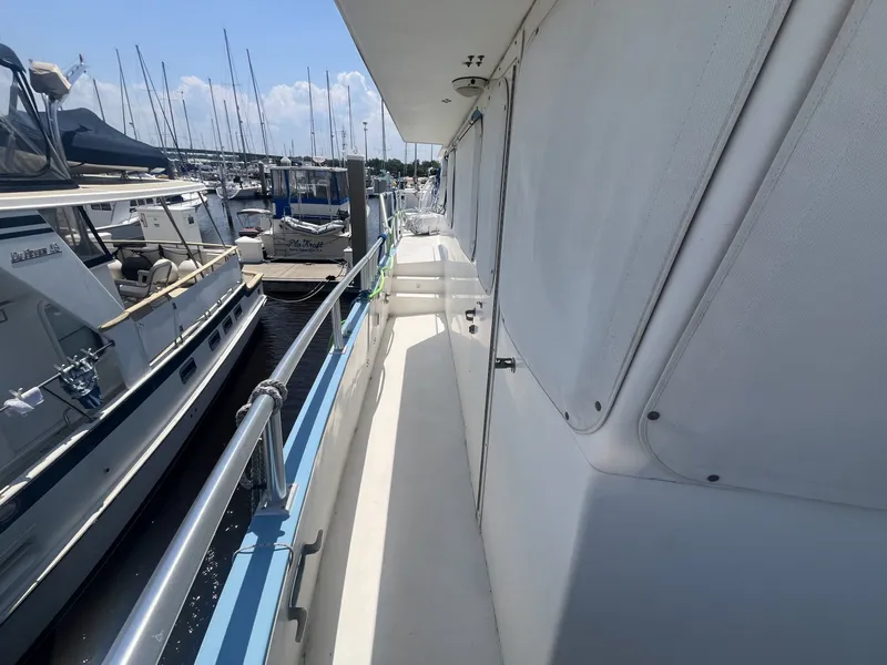 Slide: The Image of Great Harbour GH47 2001 - 7930138