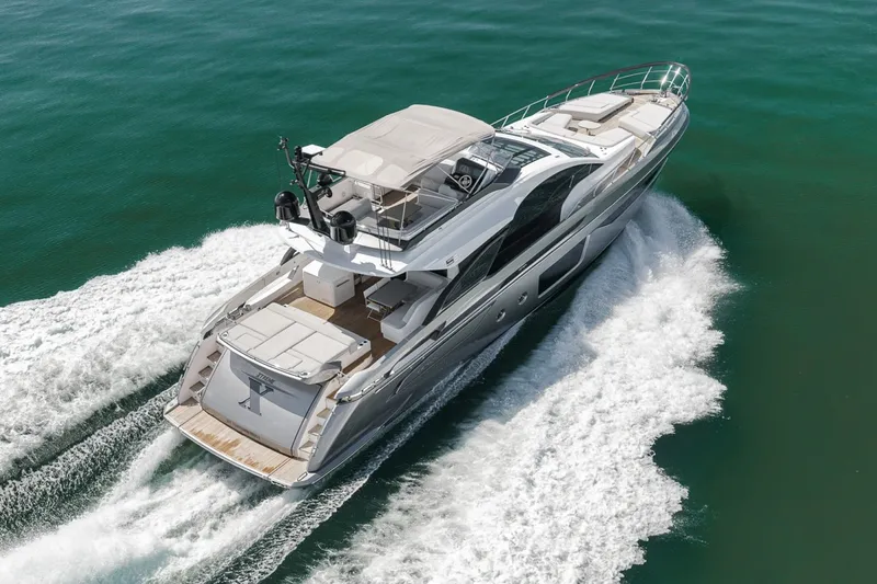 Slide: The Image of Azimut S8 2024 - 7821254