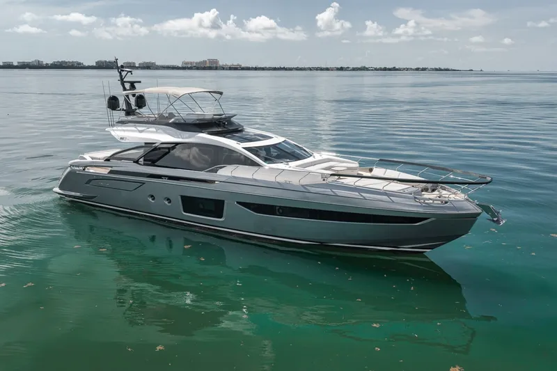 Slide: The Image of Azimut S8 2024 - 7821258