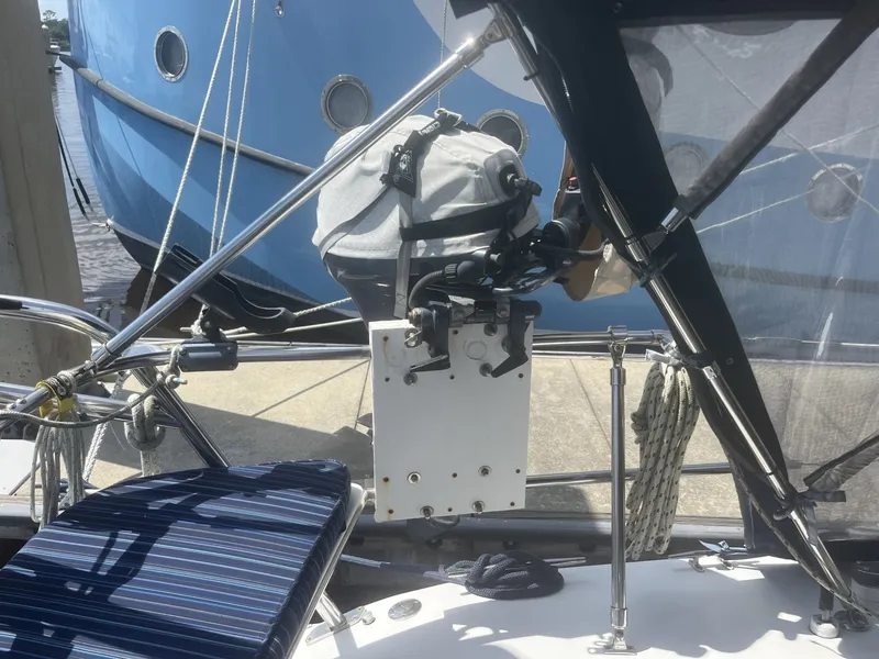 Slide: The Image of Catalina 42 MKII 1999 - 7930429