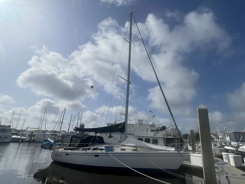 Slide: The Image of Catalina 42 MKII 1999 - 7930405