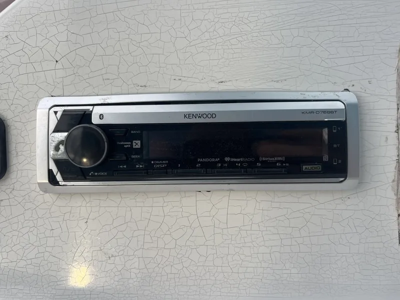 Slide: The Image of Symbol 44 Sun Deck MK II 1987 - 7930358