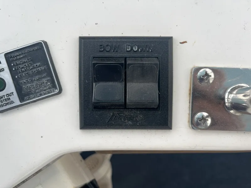 Slide: The Image of Symbol 44 Sun Deck MK II 1987 - 7930357