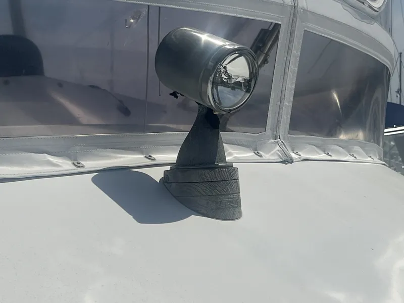 Slide: The Image of Symbol 44 Sun Deck MK II 1987 - 7930283