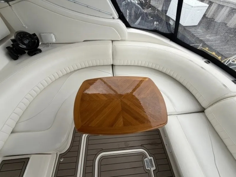 Slide: The Image of Cockpit seating - 7821854