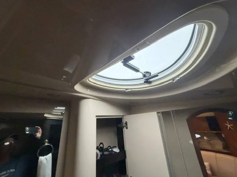 Slide: The Image of Bathroom skylight - 7821991