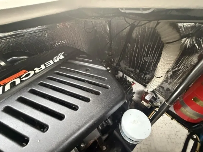Slide: The Image of Port engine - 7822048
