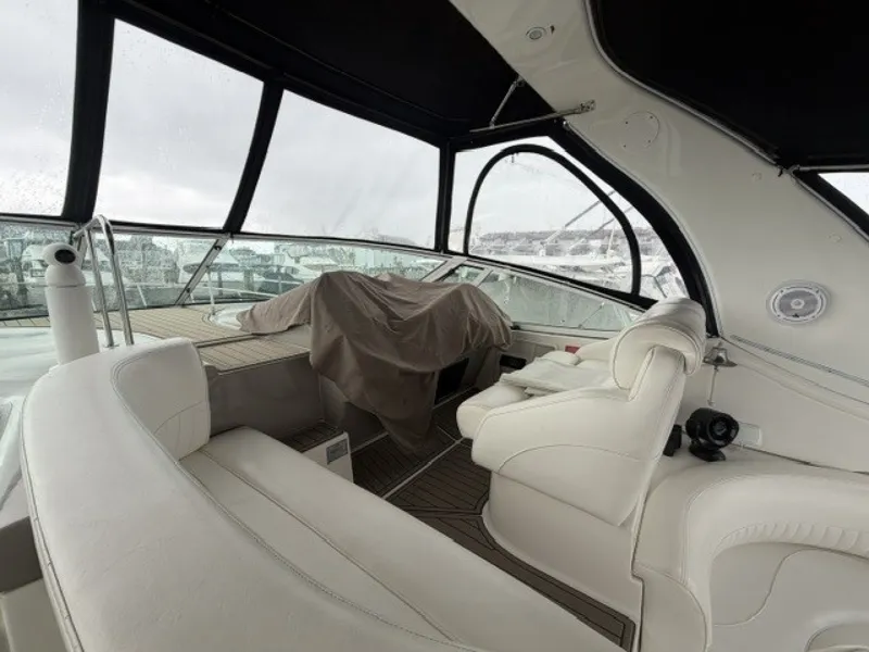 Slide: The Image of Helm seating - 7821867