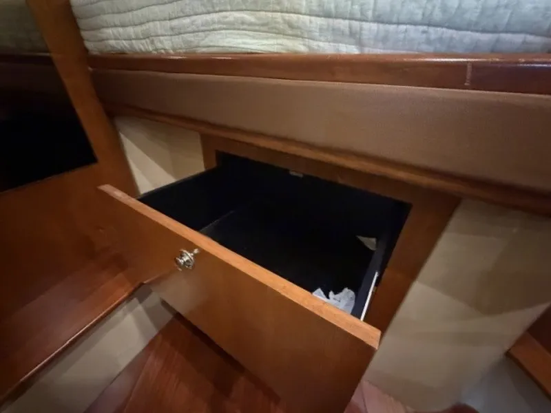 Slide: The Image of Forward berth drawers - 7821976