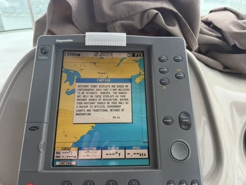 Slide: The Image of Raymarine chartplotter/radar - 7822055