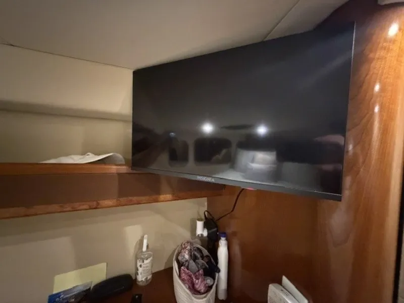 Slide: The Image of Forward berth TV - 7821963