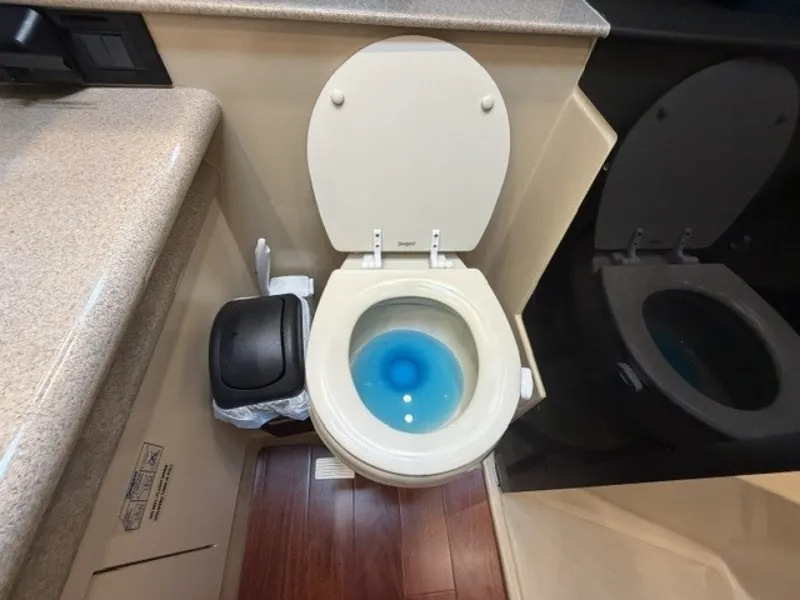 Slide: The Image of Vacuflush head - 7822006