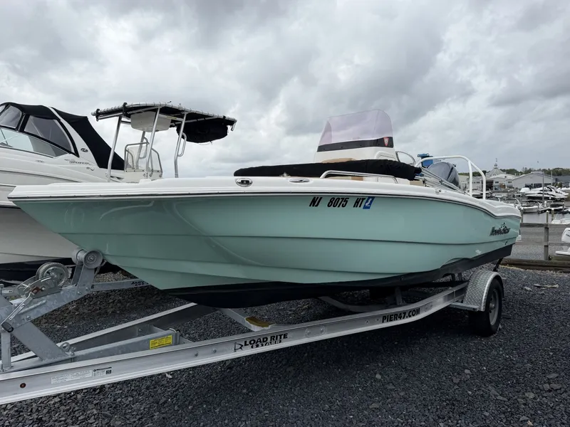Slide: The Image of NauticStar 211 Hybrid 2023 - 7822175