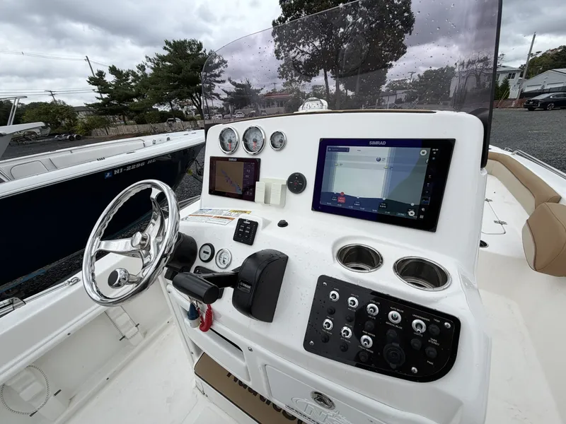 Slide: The Image of NauticStar 211 Hybrid 2023 - 7822172