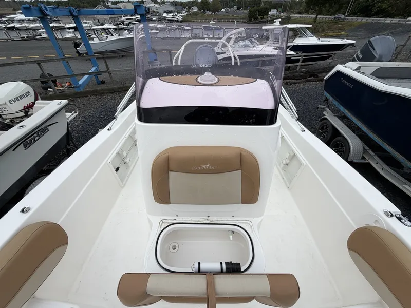Slide: The Image of NauticStar 211 Hybrid 2023 - 7822186