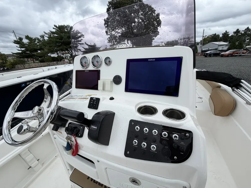 Slide: The Image of NauticStar 211 Hybrid 2023 - 7822180