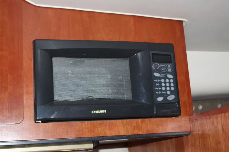 Slide: The Image of Sport-Craft 3010 Sport Fisher 2001 - 7822339