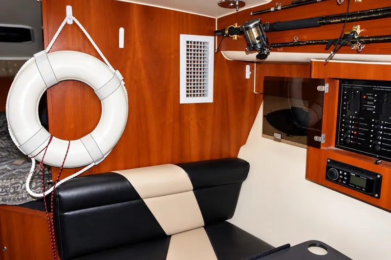 Slide: The Image of Sport-Craft 3010 Sport Fisher 2001 - 8052305