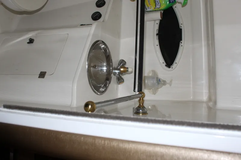 Slide: The Image of Sport-Craft 3010 Sport Fisher 2001 - 7822343
