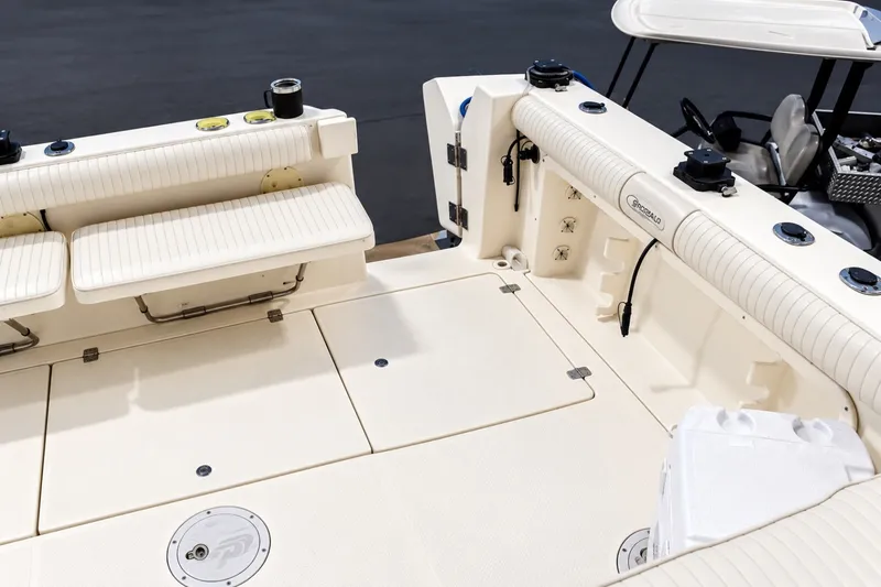 Slide: The Image of Sport-Craft 3010 Sport Fisher 2001 - 8052299