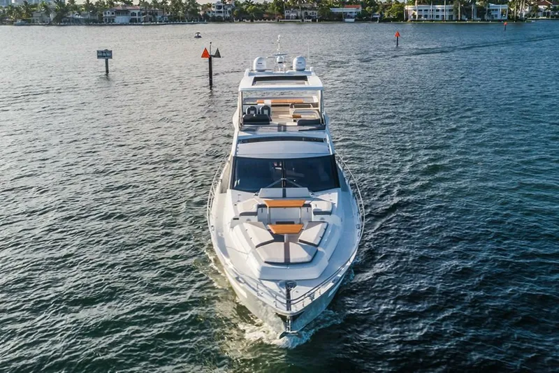 Slide: The Image of Galeon 680 FLY 2025 - 7822408