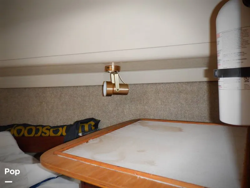 Slide: The Image of Hunter 30 1989 - 11551742