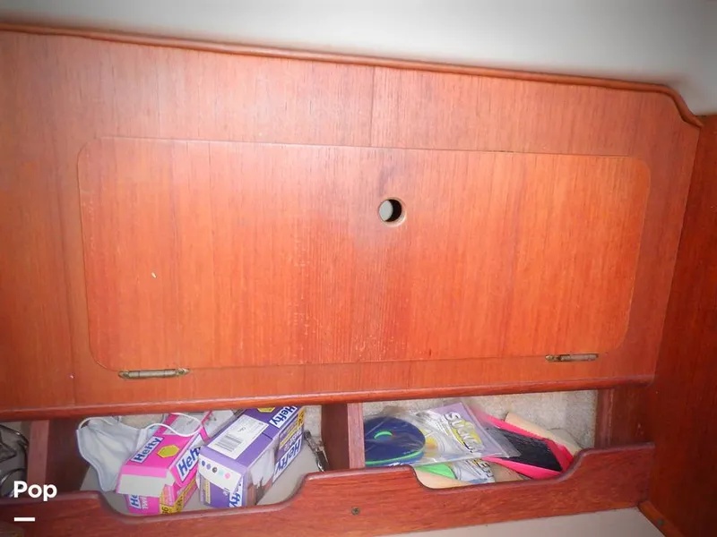 Slide: The Image of Hunter 30 1989 - 11551750