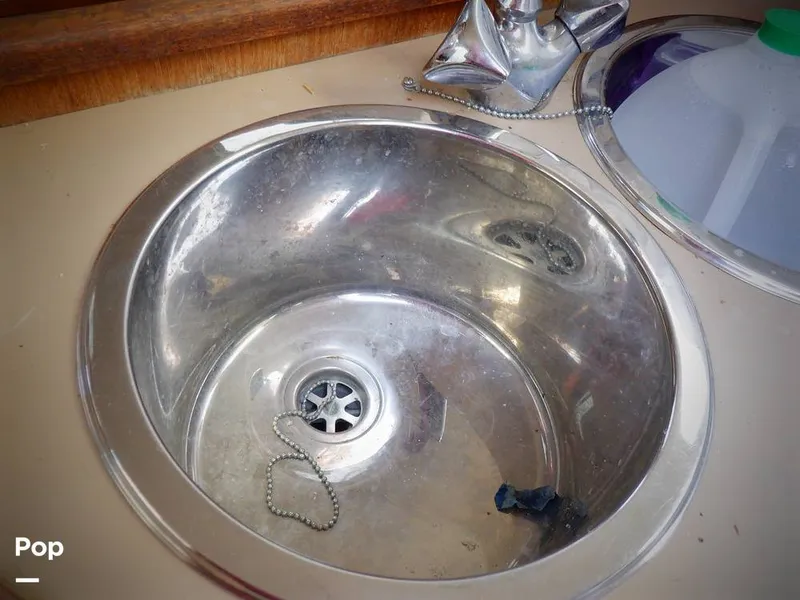 Slide: The Image of Hunter 30 1989 - 11551788