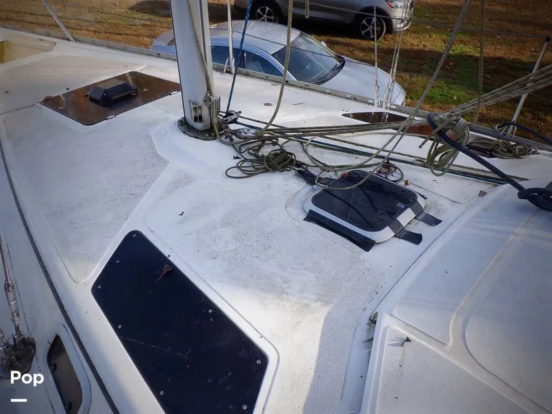 Slide: The Image of Hunter 30 1989 - 11551764