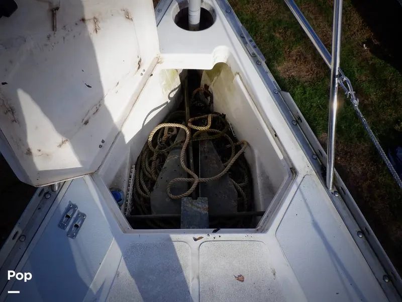 Slide: The Image of Hunter 30 1989 - 11551769