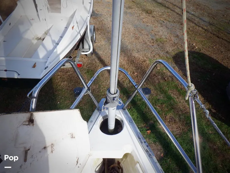 Slide: The Image of Hunter 30 1989 - 11551770