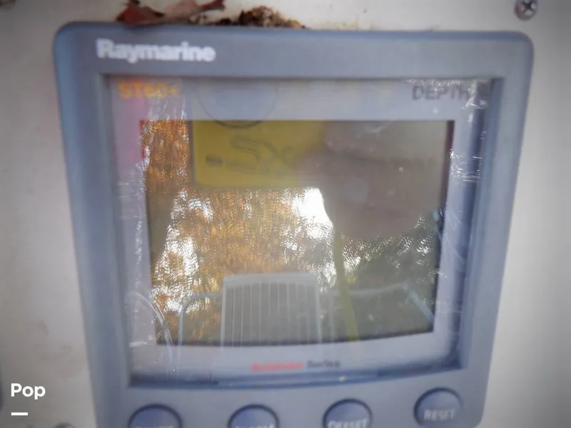 Slide: The Image of Hunter 30 1989 - 11551762