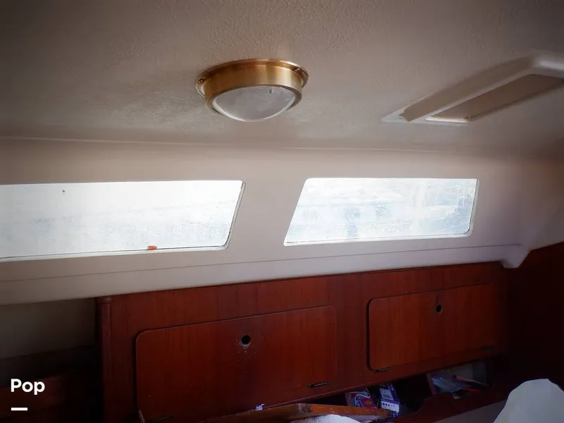 Slide: The Image of Hunter 30 1989 - 11551724