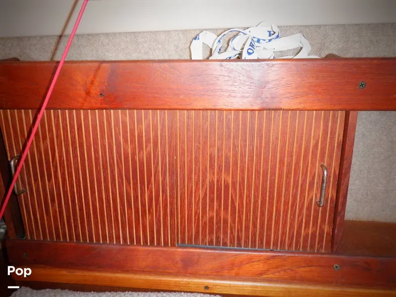 Slide: The Image of Hunter 30 1989 - 11551730