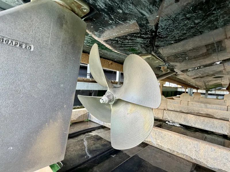 Slide: The Image of Malibu Wakesetter 247 LSV 2011 - 7824796