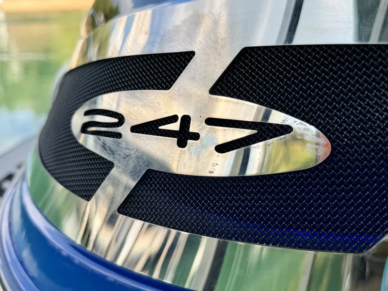 Slide: The Image of Malibu Wakesetter 247 LSV 2011 - 7824899