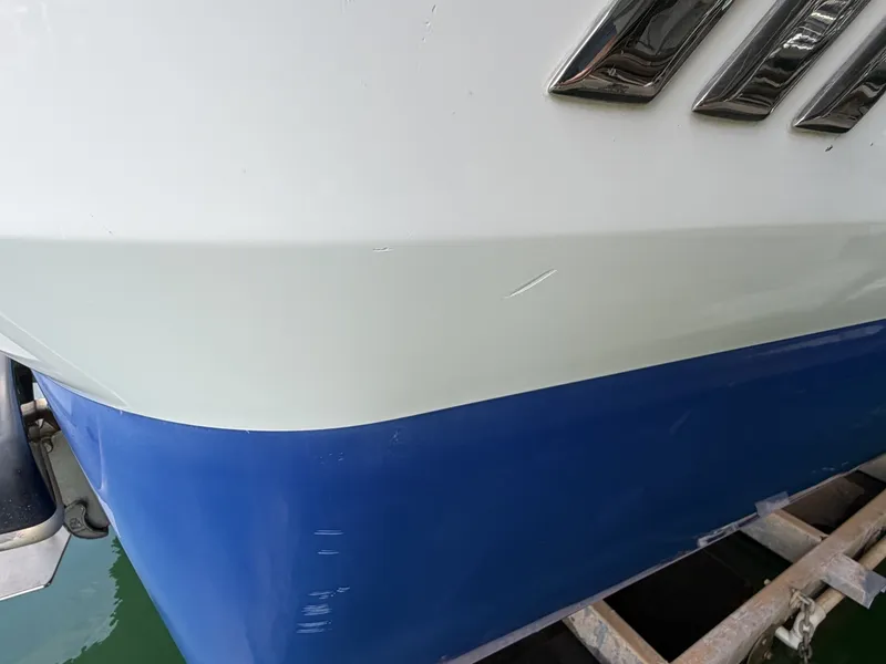 Slide: The Image of Malibu Wakesetter 247 LSV 2011 - 7824811